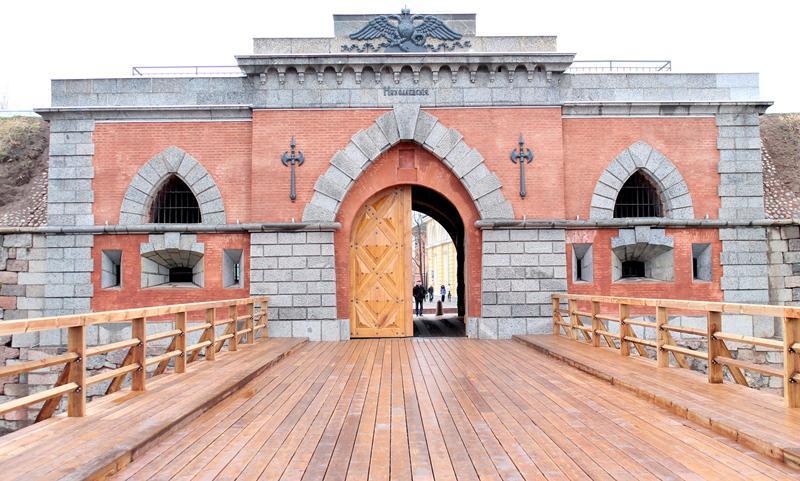 Picturesque Apartment Into Antique Fortress 陶格夫匹尔斯 外观 照片